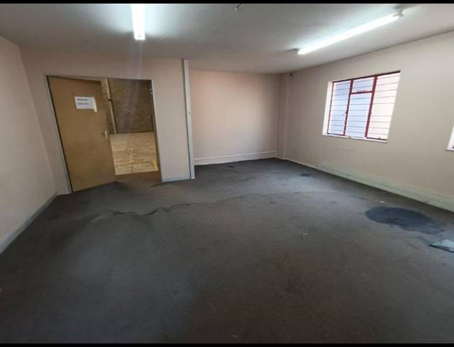 INDUSTRIAL PROPERTY TO RENT IN SAMRAND BUSINESS PARK